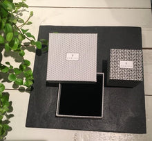 Load image into Gallery viewer, EDBLAD PEBBLE EARRINGS LONG GOLD