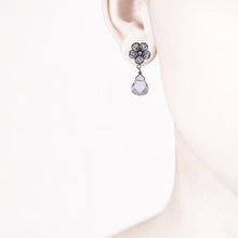Load image into Gallery viewer, YVONE CHRISTA NY LACE DAISY EARRINGS