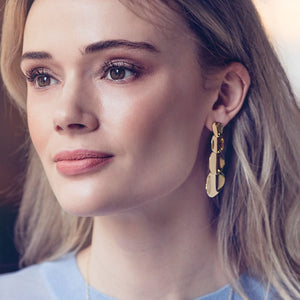 EDBLAD PEBBLE EARRINGS LONG GOLD