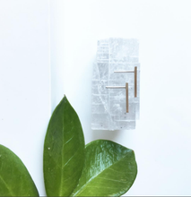 Load image into Gallery viewer, LA TERRA SLIM BAR EARRINGS