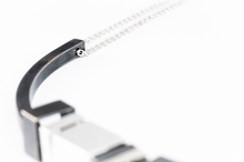 Load image into Gallery viewer, DOROTHEAS SANNINGENS BÄLTE LÅNGT HALSBAND