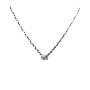 DOROTHEAS JEWELRY-RÄTTFÄRDIGHETENS PANSAR-HALSBAND-SILVER