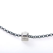 Load image into Gallery viewer, DOROTHEAS JEWELRY RÄTTFÄRDIGHETENS PANSAR SILVER