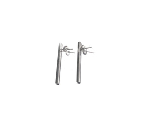 LA TERRA SLIM BAR EARRINGS