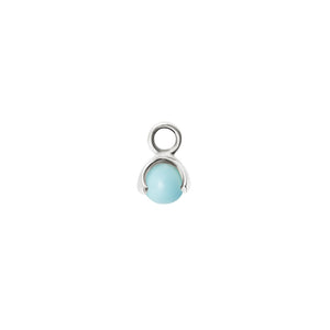 CU JEWELLERY LETTERS STONE 12 TURQUOISE SILVER Art nr: 2227671201 En söt liten berlock som passar till alla CU´s letters kedjor och creoler. Är månadssten för December. 