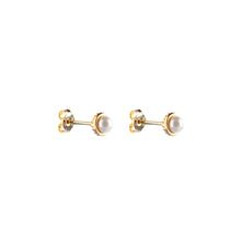 Load image into Gallery viewer, CU JEWELLERY PEARL BUBBLE SMALL STUD EAR