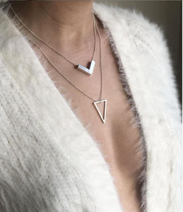 LA TERRA JEWELRY TRIANGLE NECKLACE