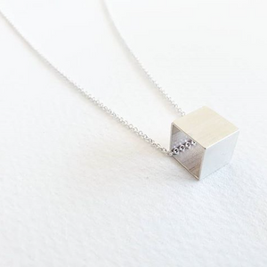 LA TERRA JEWELRY-CUBIC NECKLACE-H34